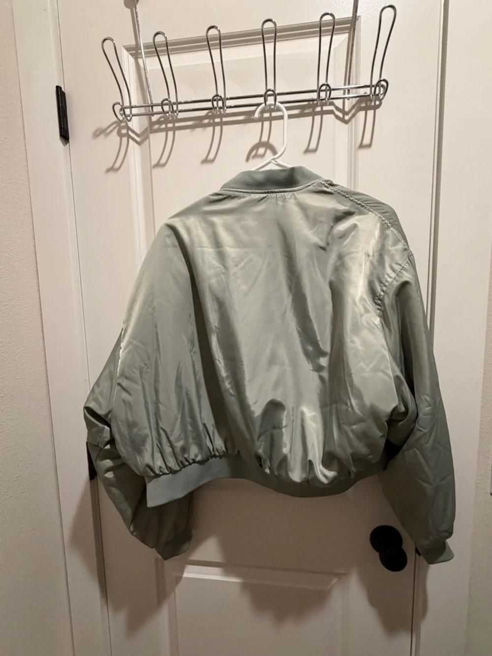 Ci Sono Sage Green Cropped Bomber Jacket - Picture 5 of 6